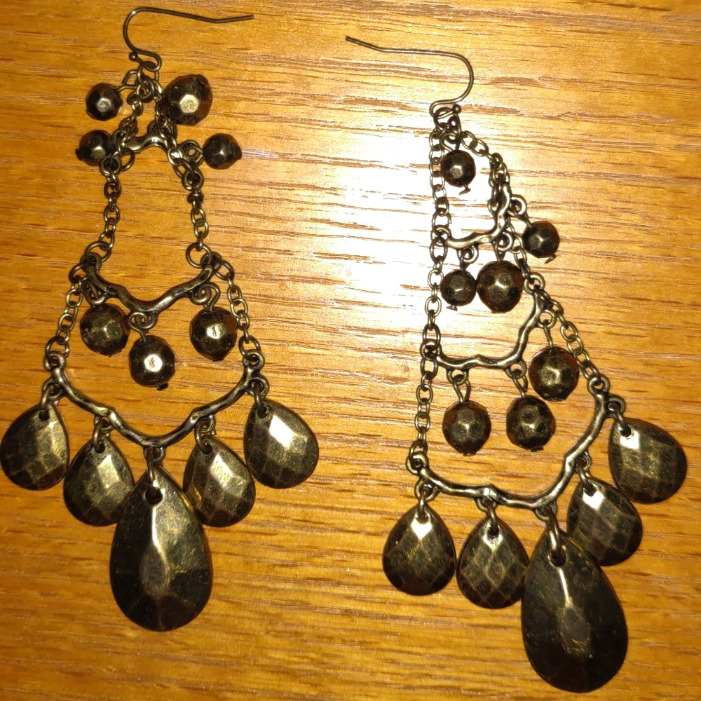Gold earrings